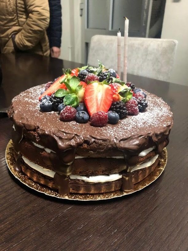 O melhor bolo de aniversário saudável! {Bolo de chocolate com