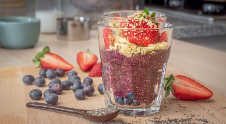 pudim de chia e açaí