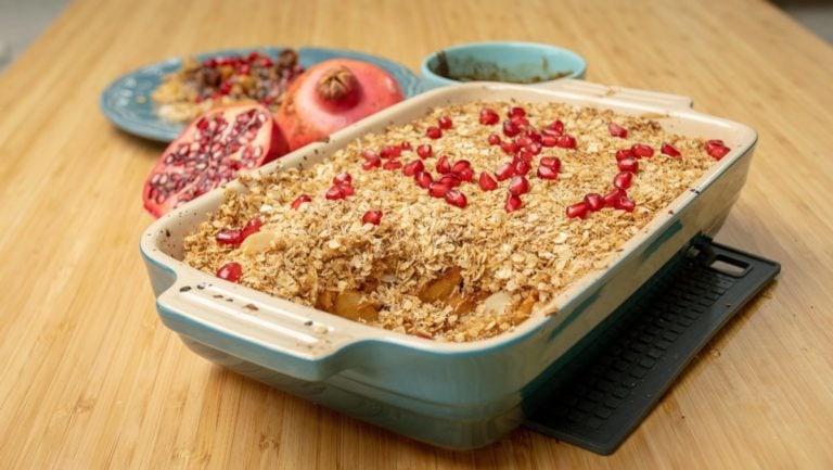 crumble de maca e marmelo