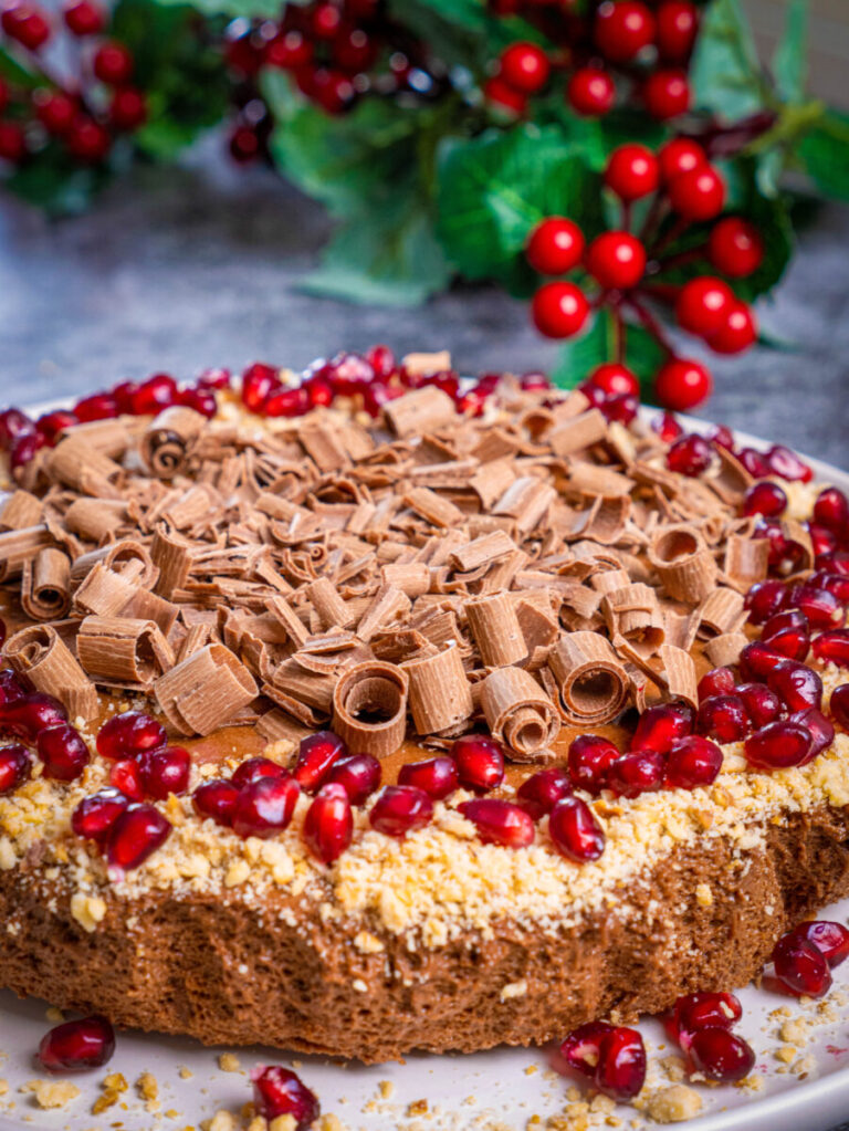 bolo de chocolate e avelãs