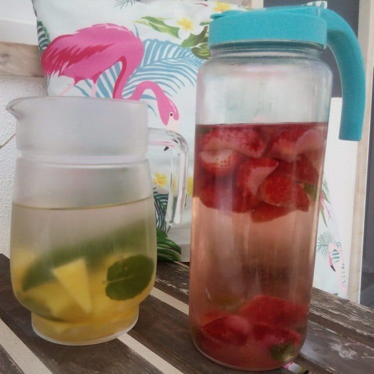 agua aromatizada de morango