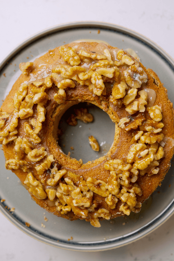 bolo de castanha e caramelo de noz