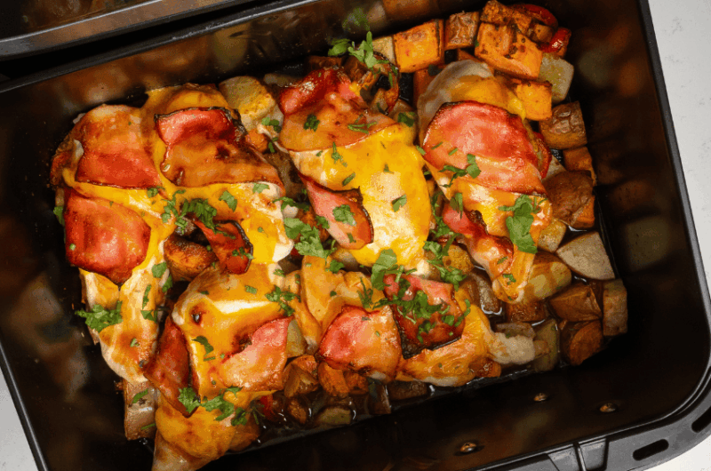 Tirinhas de frango com cheddar e bacon na air fryer