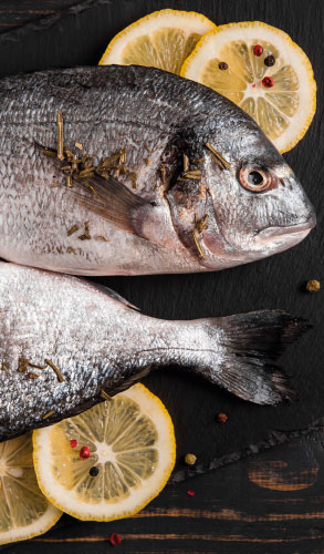 Robalo Inteiro com Limão e Ervas